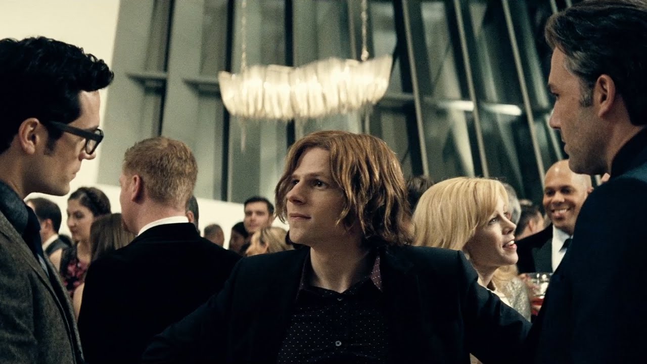 Batman v Superman: Dawn of Justice Trailer